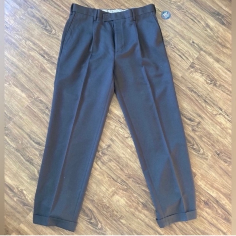 Saddlebred Men's Black Pleated Dress Pants